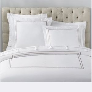 Pottery Barn Pearl Percale King/Cal. King Duvet Cover w/Green AND Taupe Dots